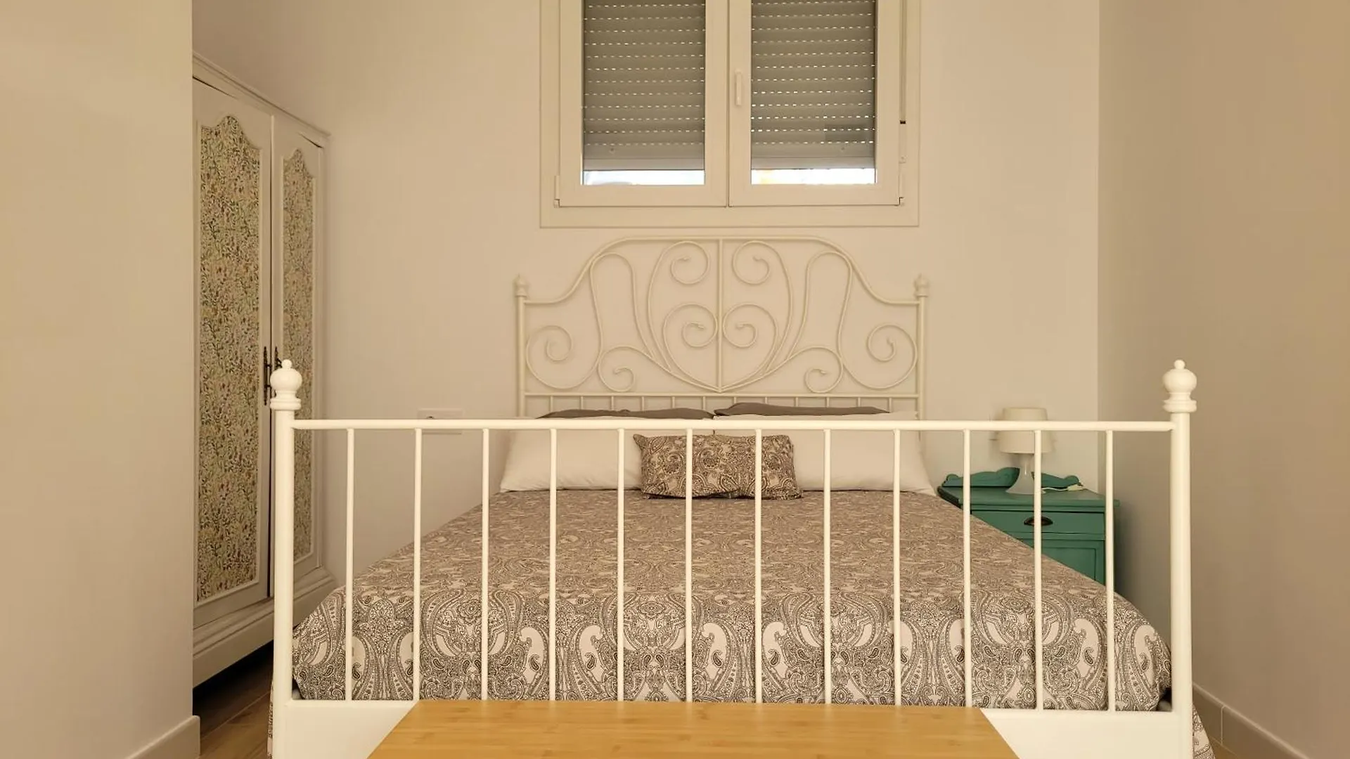 Apartamento Con Wifi, Patio Y Garaje Privado Alcala de Guadaira Apartment